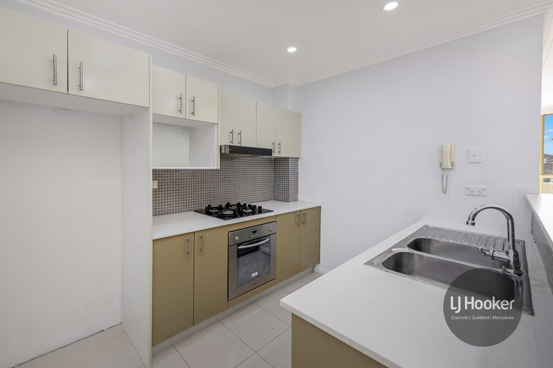 Photo - 2/12-16 Bradman Street, Merrylands NSW 2160 - Image 2