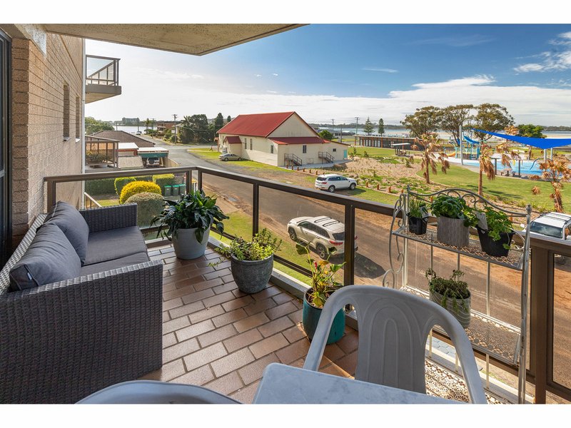 Photo - 21/2-6 Taree Street, Tuncurry NSW 2428 - Image 11