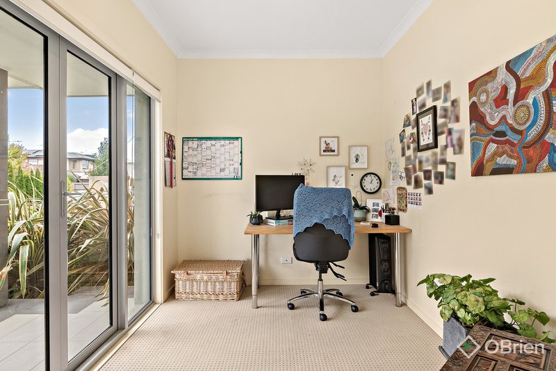 Photo - 2/12 Andrews Street, Spotswood VIC 3015 - Image 7