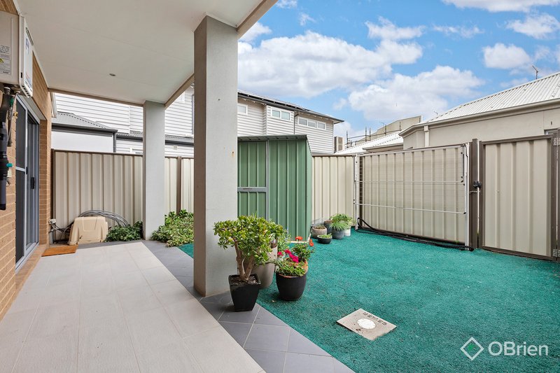 Photo - 2/12 Andrews Street, Spotswood VIC 3015 - Image 8