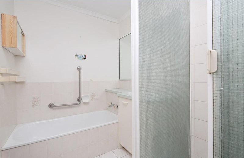 Photo - 2/12 Ball St , Maroochydore QLD 4558 - Image 4