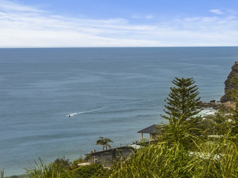 Photo - 212 Barrenjoey Road, Newport NSW 2106 - Image 7