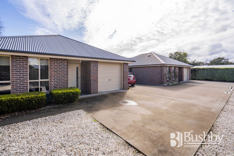 Photo - 2/12 Bethune Place, Newnham TAS 7248 - Image 2