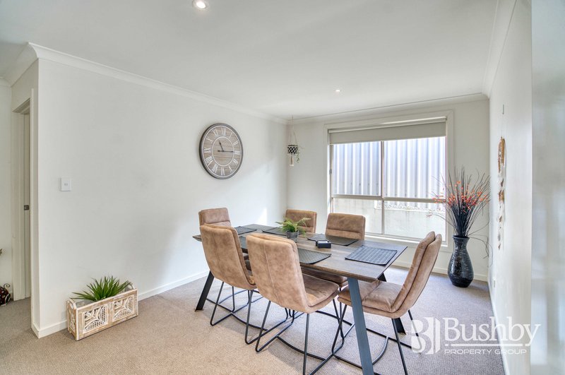 Photo - 2/12 Bethune Place, Newnham TAS 7248 - Image 10