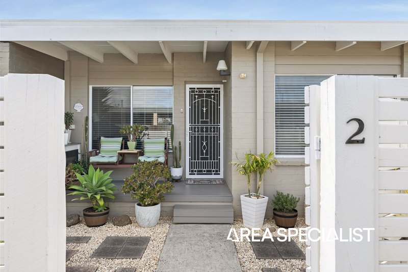 Photo - 2/12 Campbell Grove, Mornington VIC 3931 - Image 2