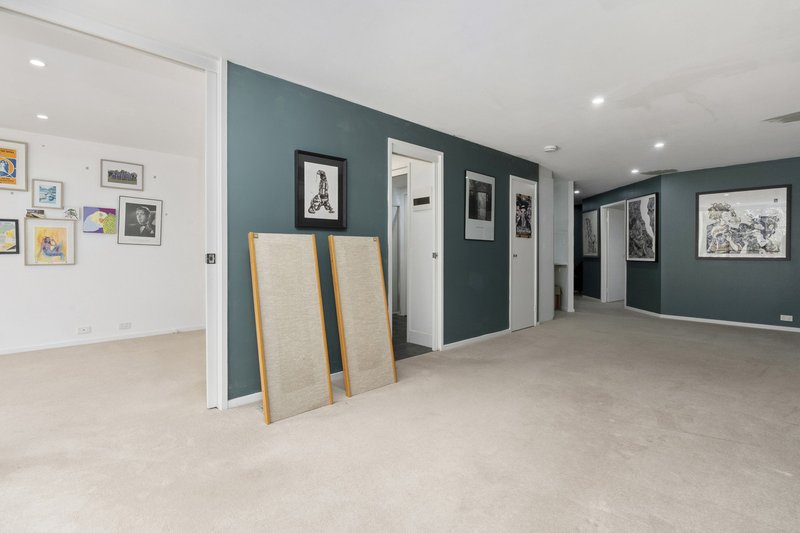 Photo - 2/12 Challis Street, Dickson ACT 2602 - Image 4