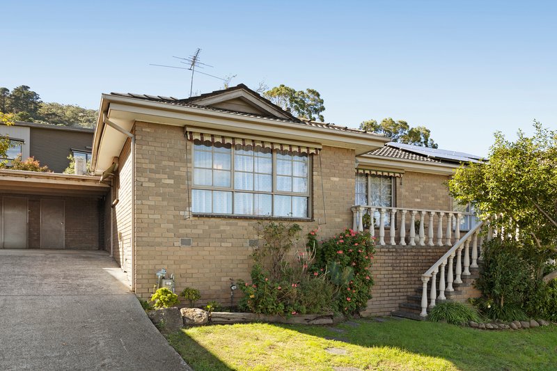 Photo - 2/12 Clematis Avenue, Ferntree Gully VIC 3156 - Image 1