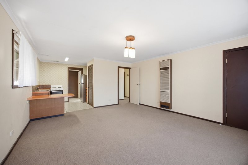 Photo - 2/12 Clematis Avenue, Ferntree Gully VIC 3156 - Image 4