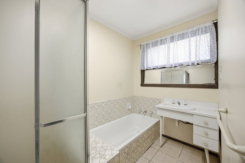 Photo - 2/12 Clematis Avenue, Ferntree Gully VIC 3156 - Image 8