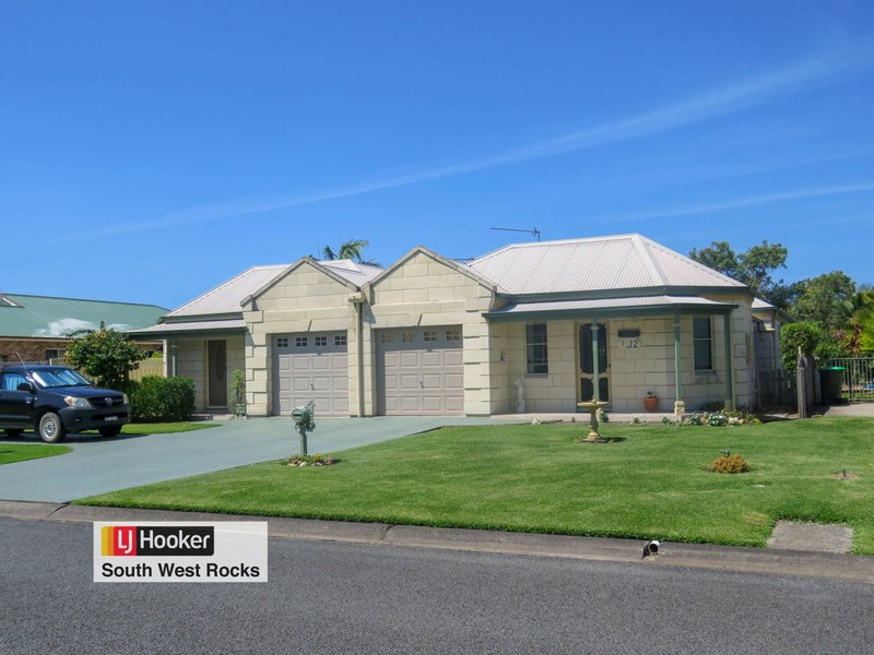 Photo - 2/12 Cook Drive, South West Rocks NSW 2431 - Image 9