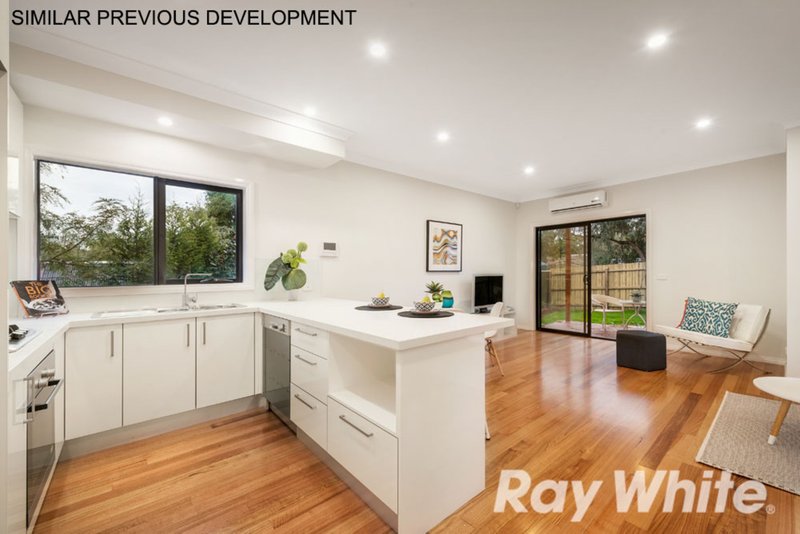 Photo - 2/12 Cook Road, Mitcham VIC 3132 - Image 3