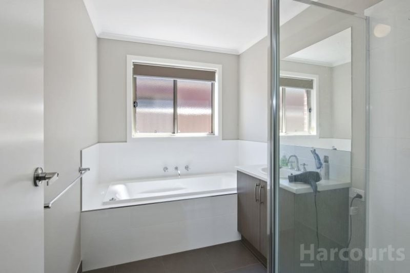 Photo - 212 Cooke Street, Redan VIC 3350 - Image 8