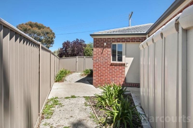 Photo - 212 Cooke Street, Redan VIC 3350 - Image 11