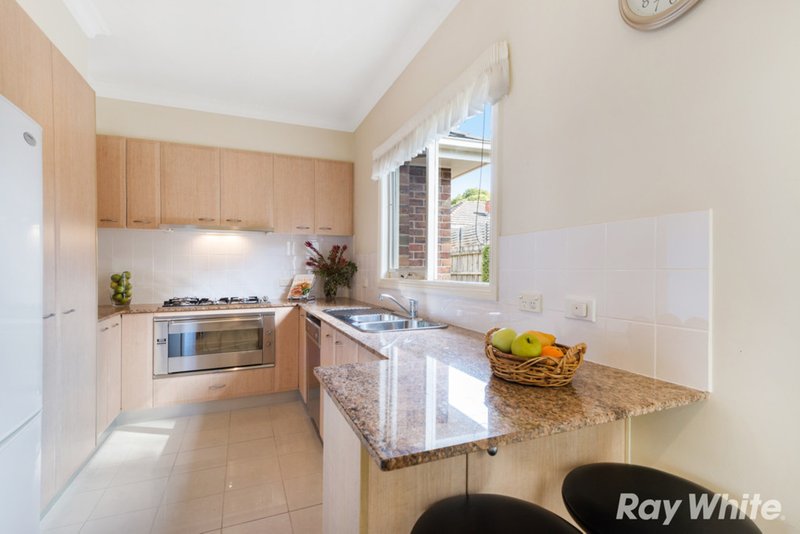 Photo - 2/12 Crawford Street, Cheltenham VIC 3192 - Image 4