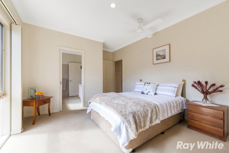 Photo - 2/12 Crawford Street, Cheltenham VIC 3192 - Image 5