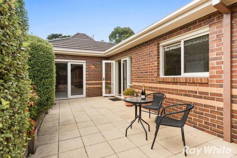 Photo - 2/12 Crawford Street, Cheltenham VIC 3192 - Image 8