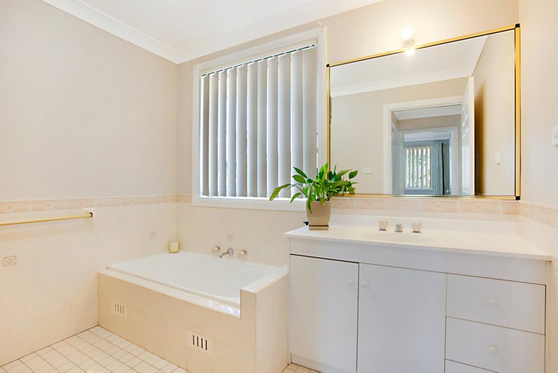 Photo - 2/12 Crestview Place, Cranebrook NSW 2749 - Image 3