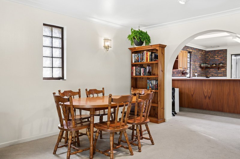 Photo - 212 D'Arcy Road, Seven Hills QLD 4170 - Image 4
