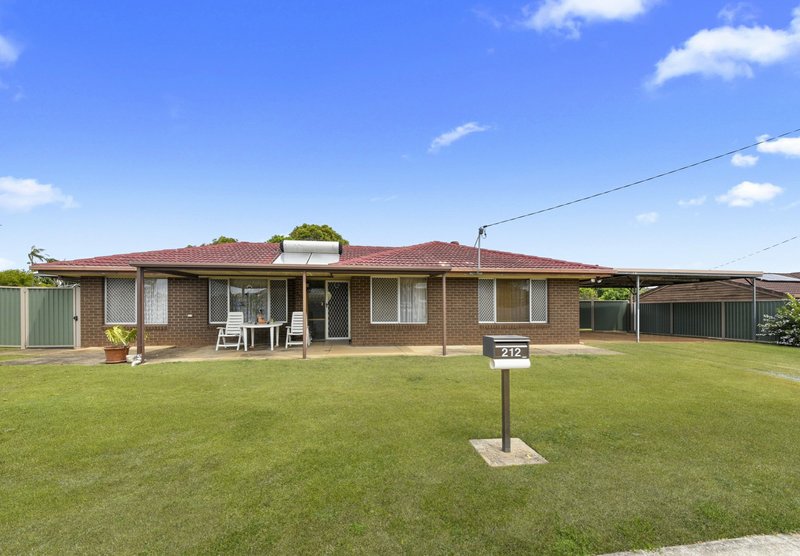 Photo - 212 Dohles Rocks Road, Murrumba Downs QLD 4503 - Image 2