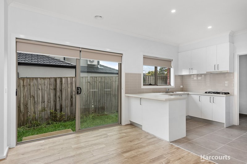 Photo - 2/12 Dorothy Street, Doveton VIC 3177 - Image 5