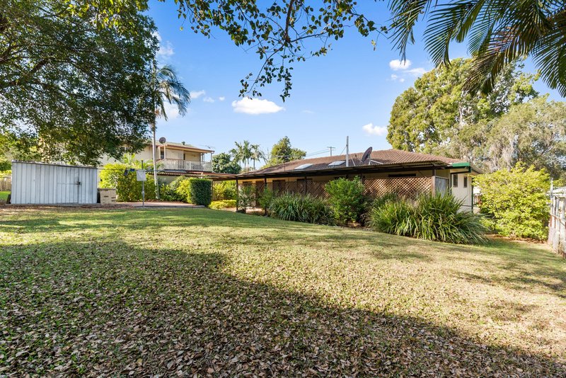 Photo - 212 Duffield Road, Kallangur QLD 4503 - Image 3