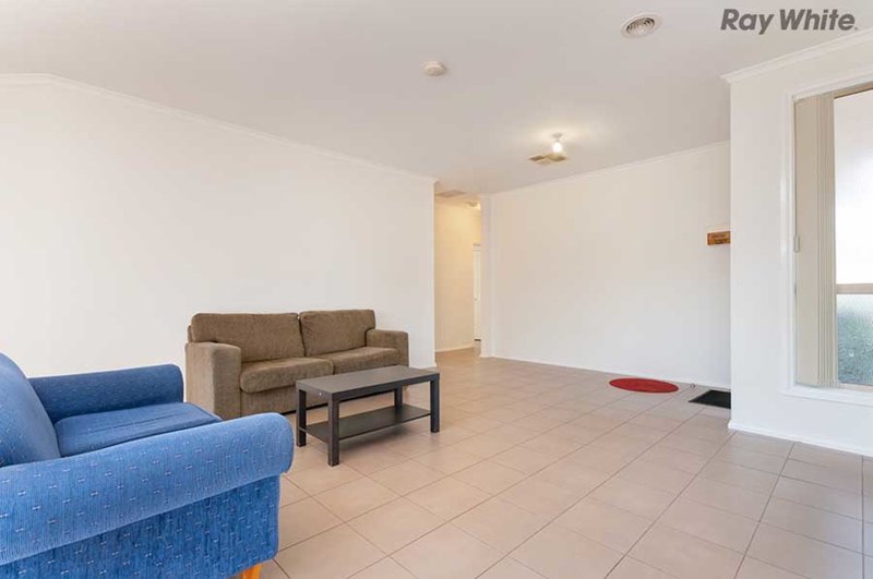 Photo - 2/12 Eureka Court, Kings Park VIC 3021 - Image 3