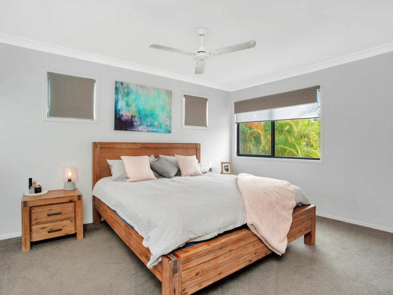 Photo - 2/12 Faculty Crescent, Mudgeeraba QLD 4213 - Image 7