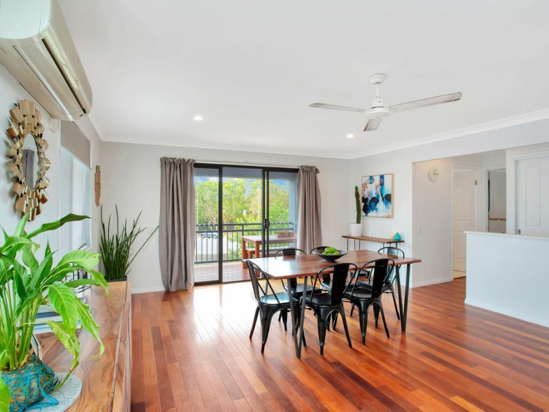 Photo - 2/12 Faculty Crescent, Mudgeeraba QLD 4213 - Image 9