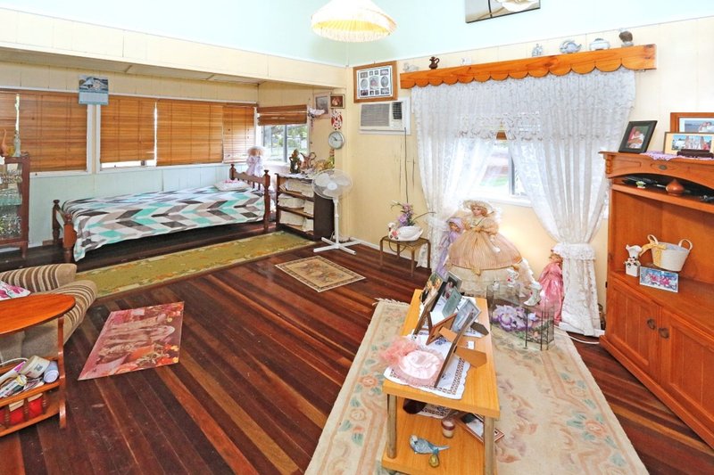 Photo - 212 George Street, Rockhampton City QLD 4700 - Image 4