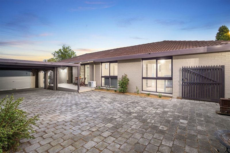 Photo - 212 Gladstone Road, Dandenong North VIC 3175 - Image 12