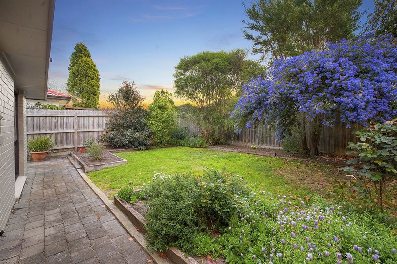 Photo - 212 Gladstone Road, Dandenong North VIC 3175 - Image 13