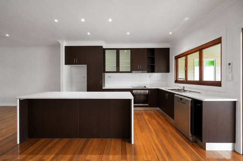 Photo - 2/12 Kenilworth Avenue, Hyde Park QLD 4812 - Image 1