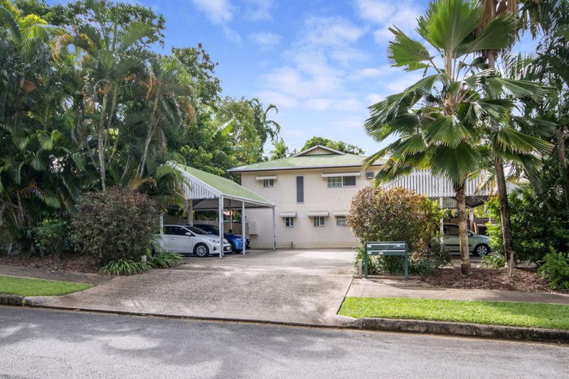 Photo - 2/12 Le Grande Street, Freshwater QLD 4870 - Image 8