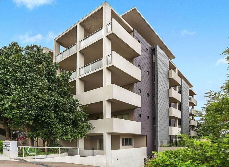 2/12 Loftus Street, Wollongong NSW 2500