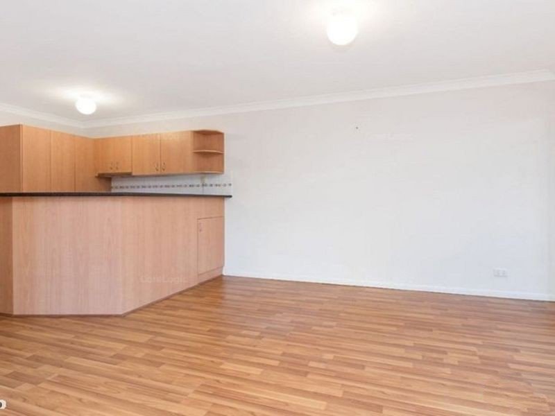 Photo - 2/12 Longlands Street, East Brisbane QLD 4169 - Image 2