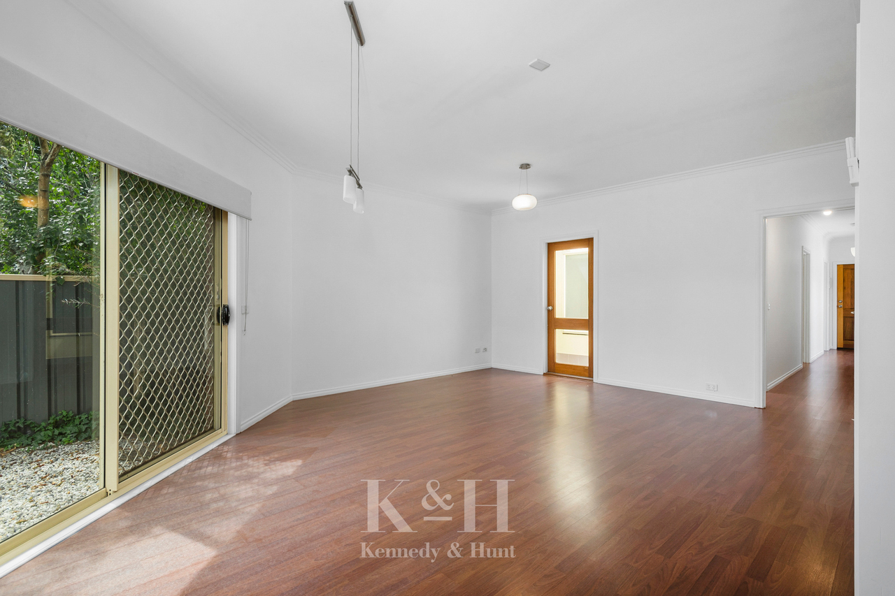 2-bedroom unit at 2 12 MELBOURNE ROAD, GISBORNE VIC 3437, Macedon Ranges, Victoria