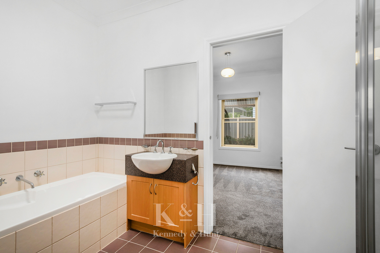 2-bedroom unit at 2 12 MELBOURNE ROAD, GISBORNE VIC 3437, Macedon Ranges, Victoria