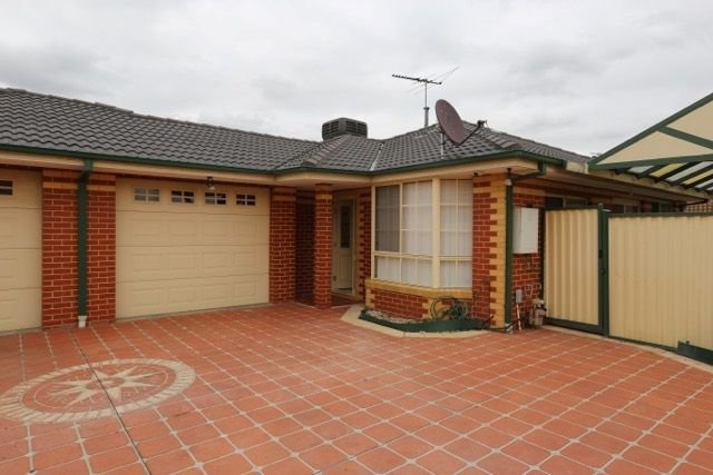 2/12 Michigan Avenue, Broadmeadows VIC 3047