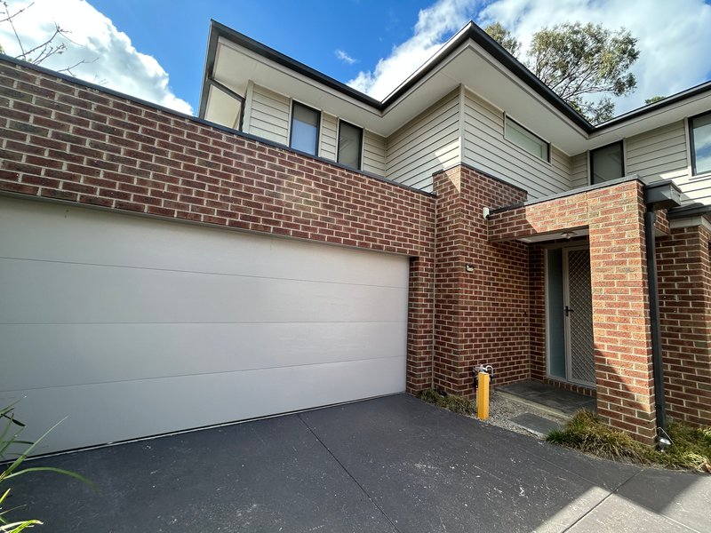 Photo - 2/12 Miller Street, Heidelberg Heights VIC 3081 - Image 2