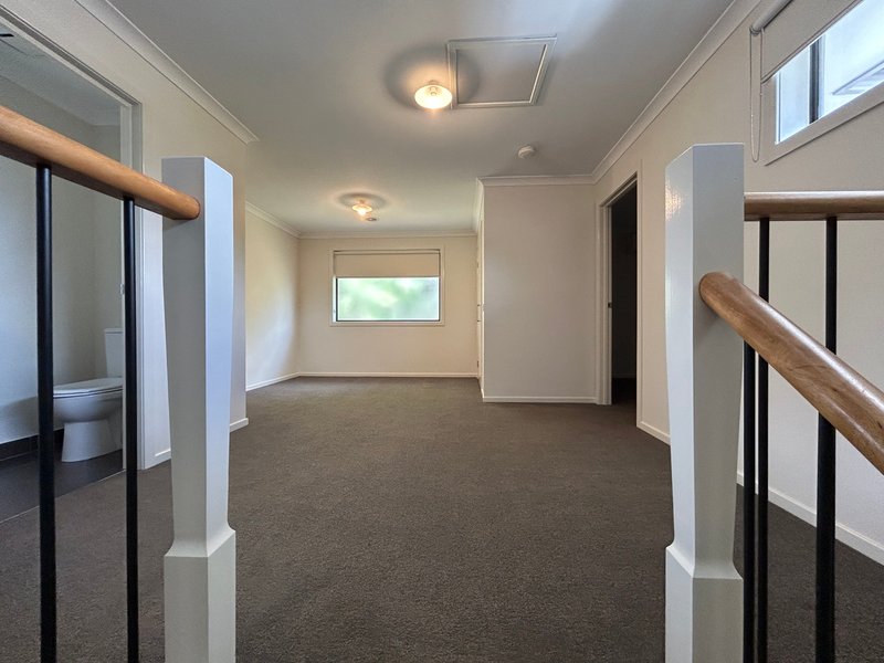 Photo - 2/12 Miller Street, Heidelberg Heights VIC 3081 - Image 14