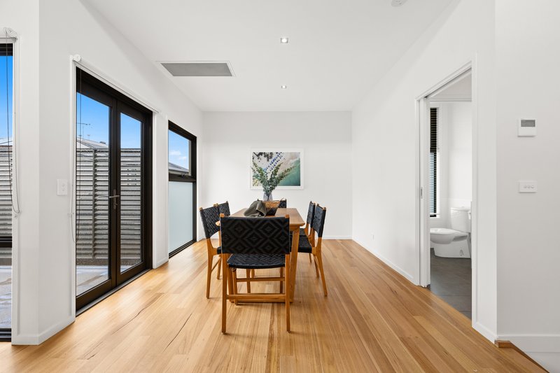 Photo - 2/12 Monaco Street, Parkdale VIC 3195 - Image 8