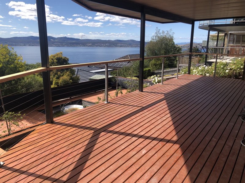 Photo - 2/12 Nicholas Drive, Sandy Bay TAS 7005 - Image 1