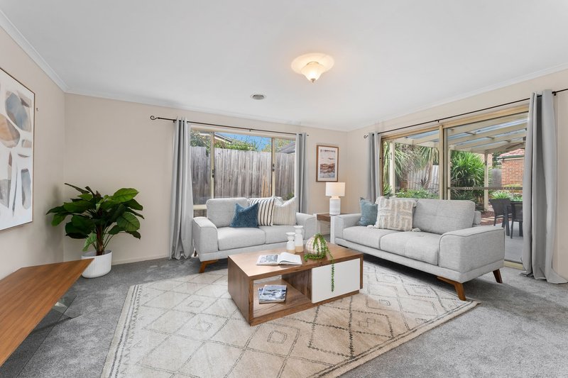 Photo - 2/12 Ohara Street, Blackburn VIC 3130 - Image 4