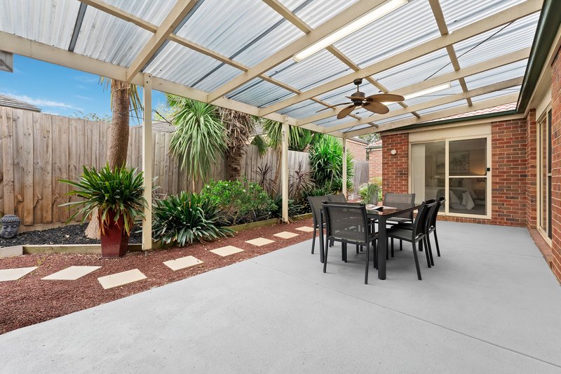 Photo - 2/12 Ohara Street, Blackburn VIC 3130 - Image 10