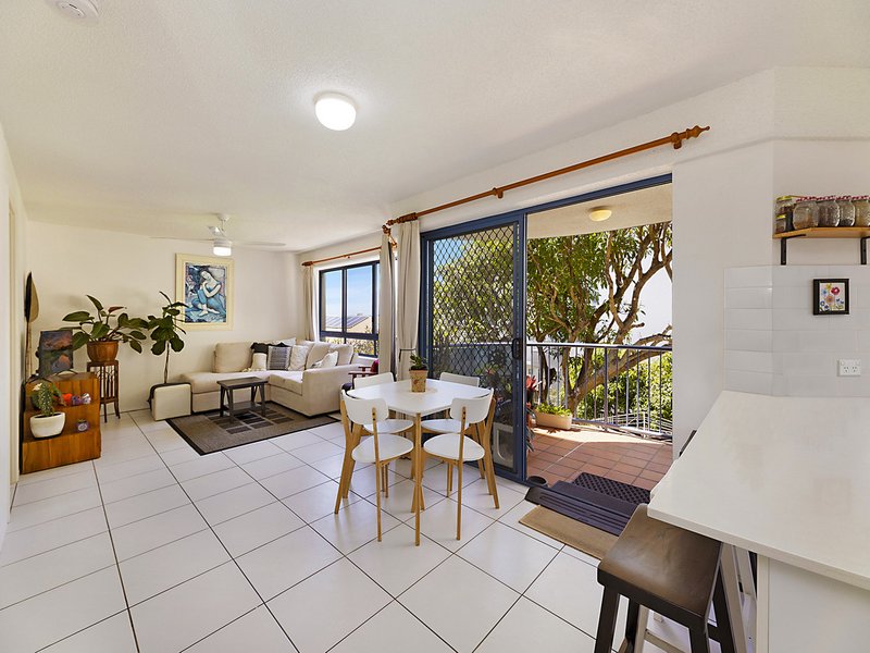 Photo - 2/12 Orvieto Terrace, Kings Beach QLD 4551 - Image 3