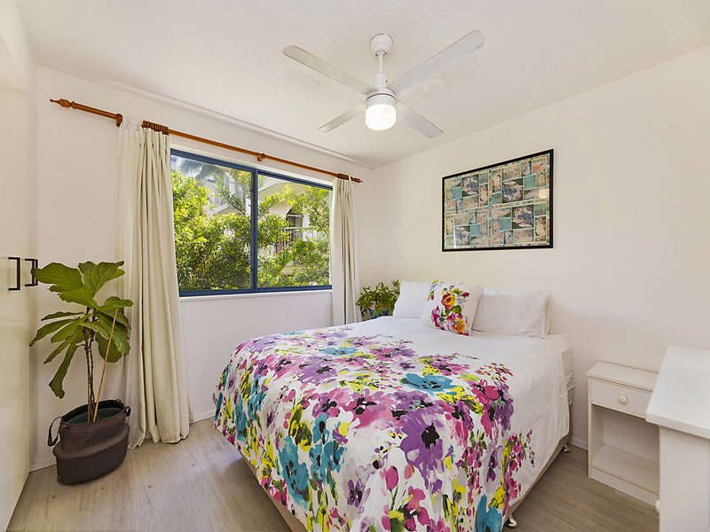 Photo - 2/12 Orvieto Terrace, Kings Beach QLD 4551 - Image 6