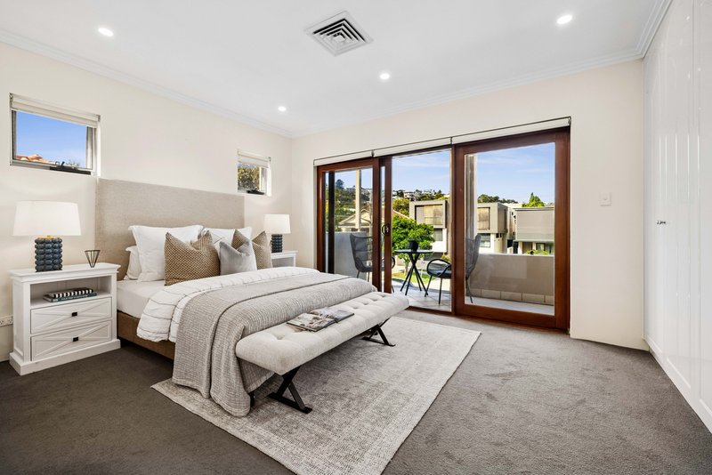 Photo - 2/12 Reina Street, North Bondi NSW 2026 - Image 8