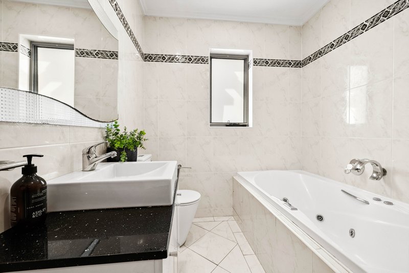 Photo - 2/12 Reina Street, North Bondi NSW 2026 - Image 10