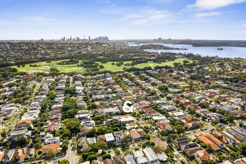 Photo - 2/12 Reina Street, North Bondi NSW 2026 - Image 13