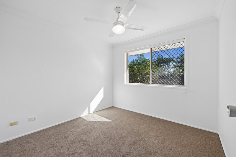 Photo - 2/12 Rossini Street, Burpengary QLD 4505 - Image 14